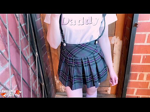 ❤️ 여학생은 그녀의 거시기를 깊이 빨고 수업 ​​대신 성교합니다. ❤❌ 고급 섹스 우리 ❤